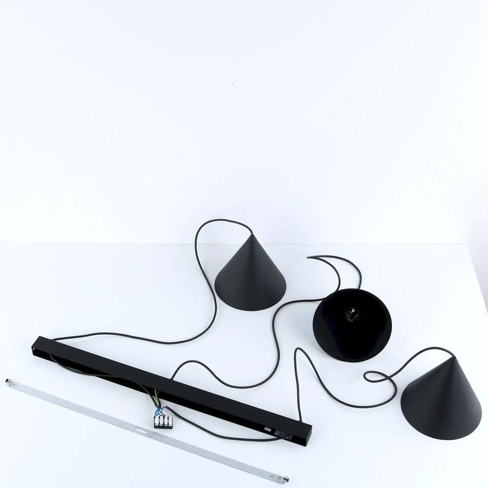 CONO BLACK LAMPA WISZĄCA S 3 LISTWA